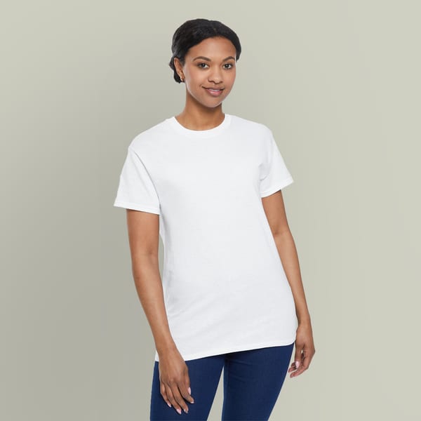 Gildan 5000 adult t-shirt worn, front view